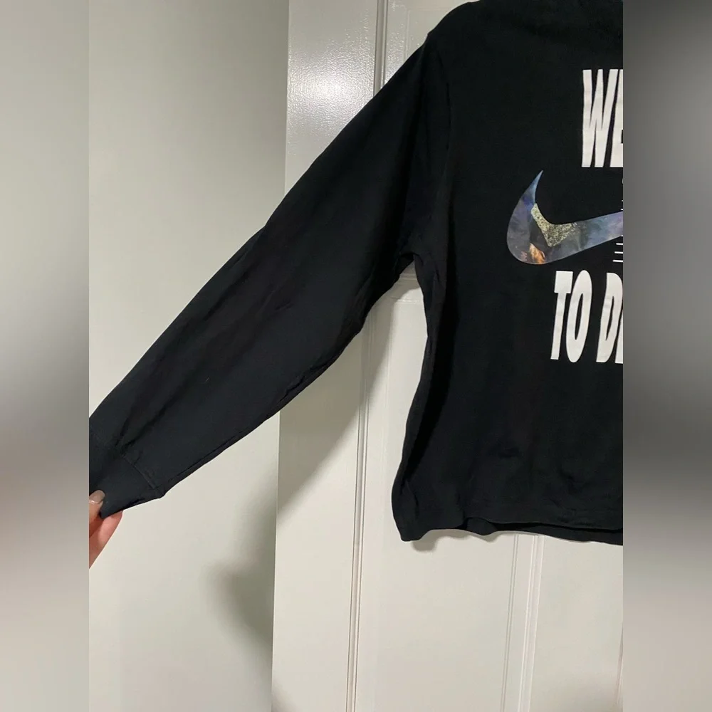 Nike long sleeve tee